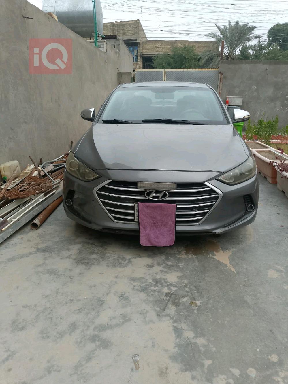 Hyundai Elantra